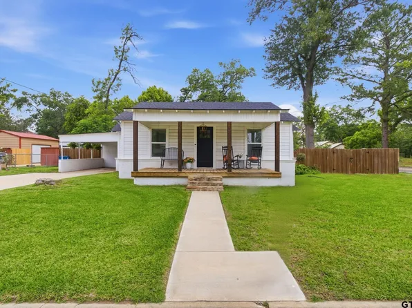 307 Locust St, Winnsboro, TX 75494