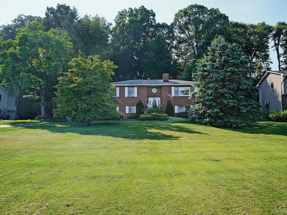 1st image of 16 Four Winds Drive