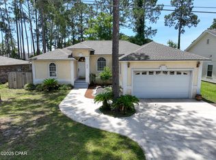 208 Palm Cir, Panama City Beach, FL 32413
