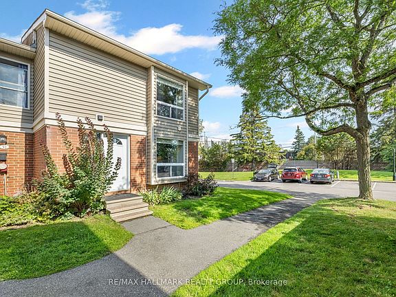2nd image of 840 Cahill Dr W #31