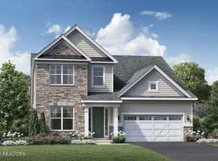 71 Grandview Cir, Farmingdale, NJ 07727