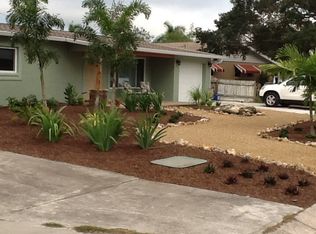 2811 Bay Dr, Bradenton, FL 34207