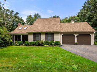 1172 Dunhamtown Brimfield Rd, Brimfield, MA 01010