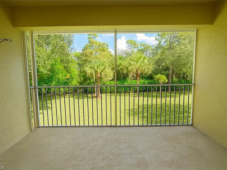 700 Luisa Ln #2 — Photo 42