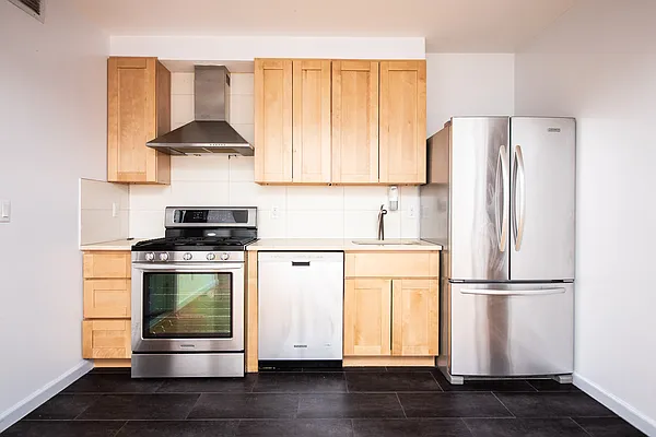 Rented by Oxford Property Group | media 10