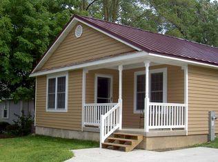 39 Cherry St, Williams Bay, WI 53191