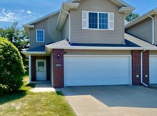 236 4th Ave W, Grinnell, IA 50112