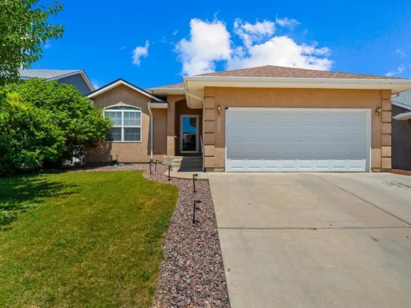 3929 Pronghorn Ln, Pueblo, CO 81005