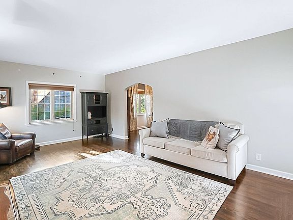5th image of 6264 Rogers Park Pl