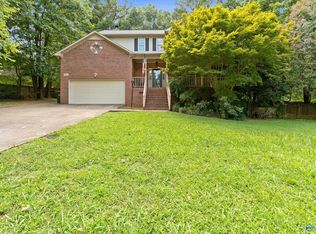 104 Glade Creek Cir, Harvest, AL 35749