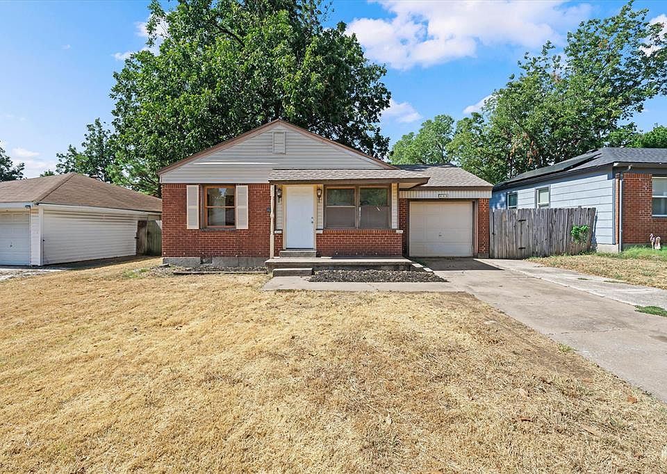 1st image of 408 E Key Blvd