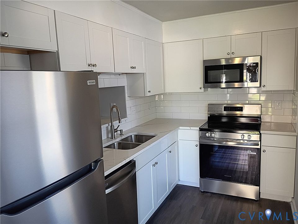 1st image of 429 Hickorywood Cir