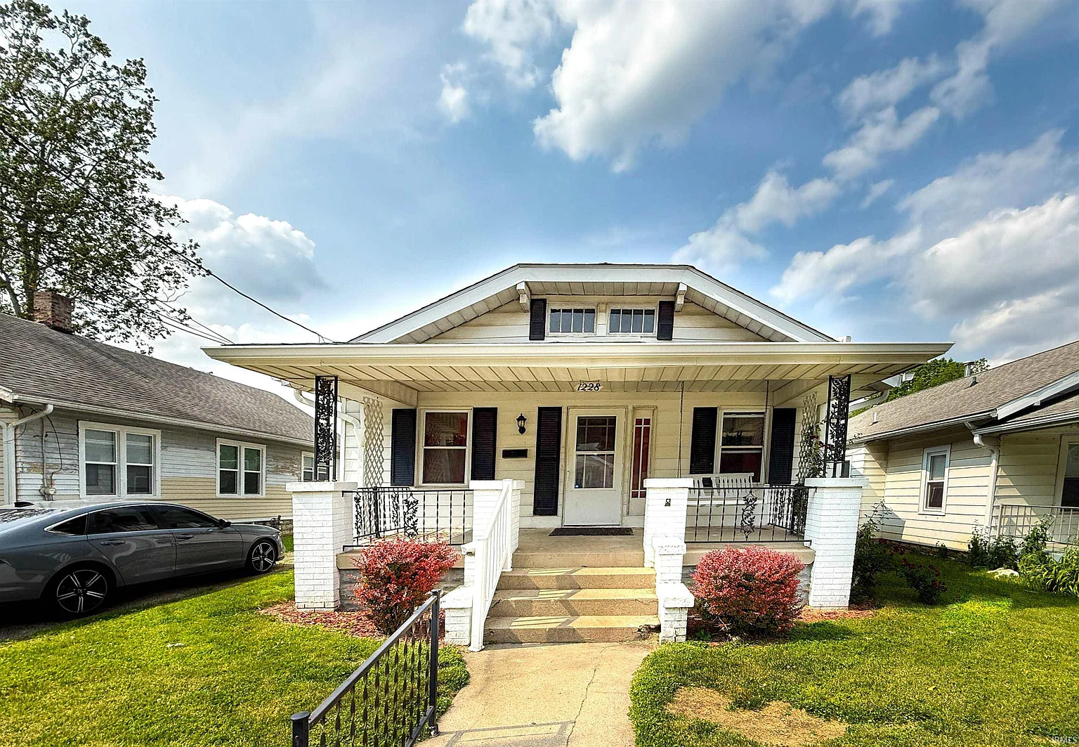 1228 Woodward Ave photo 1