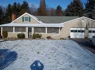 61 Barre Wood Dr, Washington, PA 15301