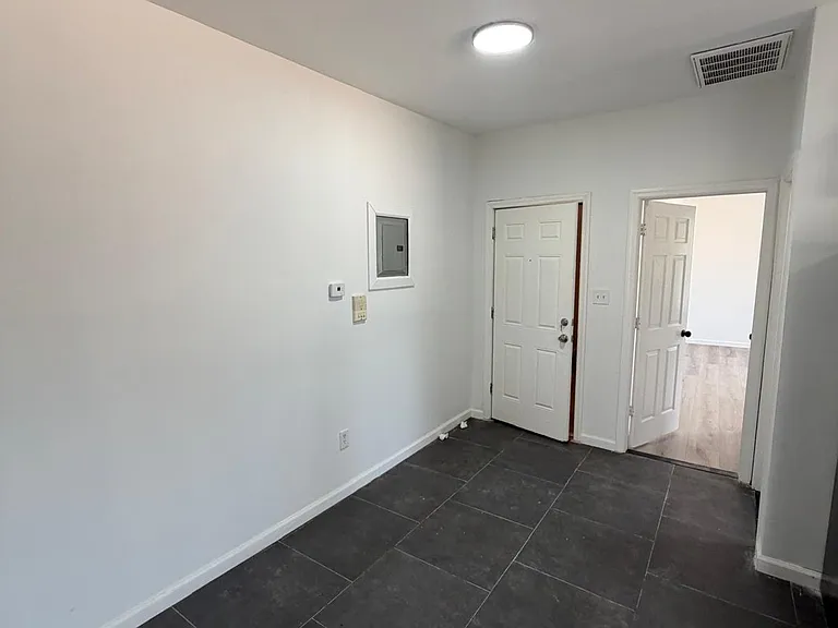397 Myrtle Ave #3 — Photo 3