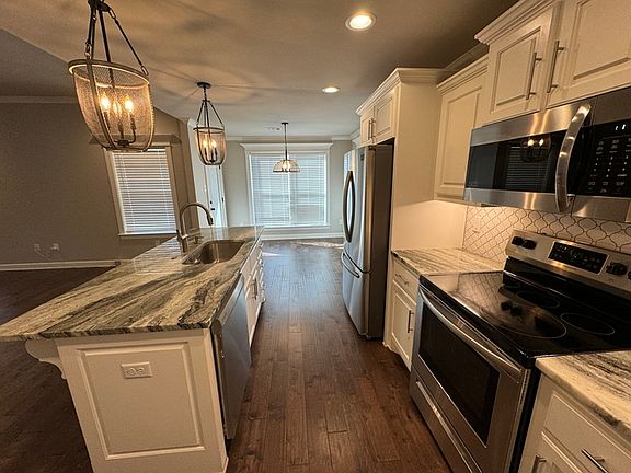 5th image of 7201 Sarrasin St