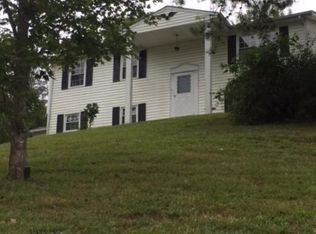 36 Tracy St, Greenup, KY 41144