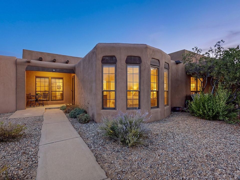 1st image of 2 Sandia Trl N #2