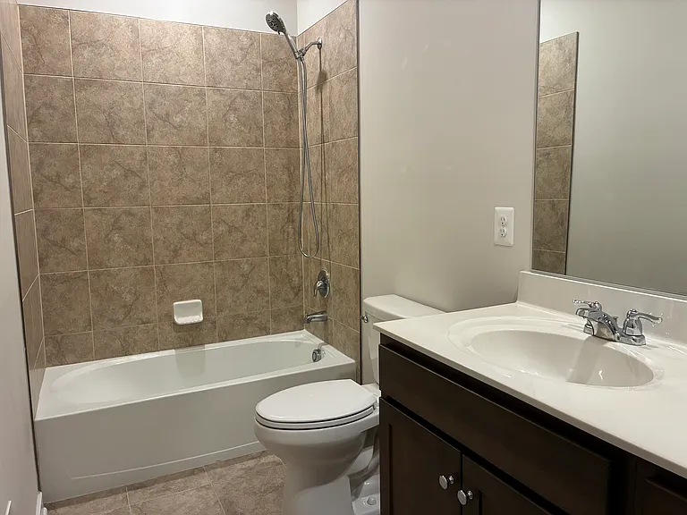 2062 Whithorn Hl — Photo 46
