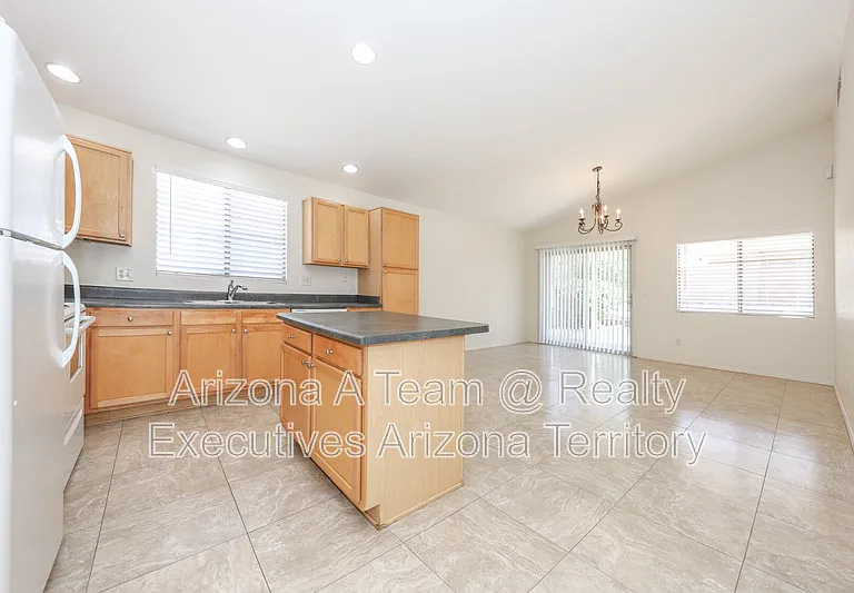 2868 W Simplicity Dr — Photo 4
