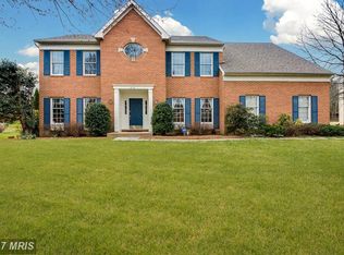 1318 Dasher Ln, Reston, VA 20190