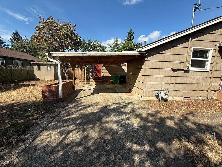 5339 SE 62nd Ave — Photo 11