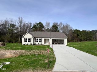 118 Hydrangea Ln, Benson, NC 27504