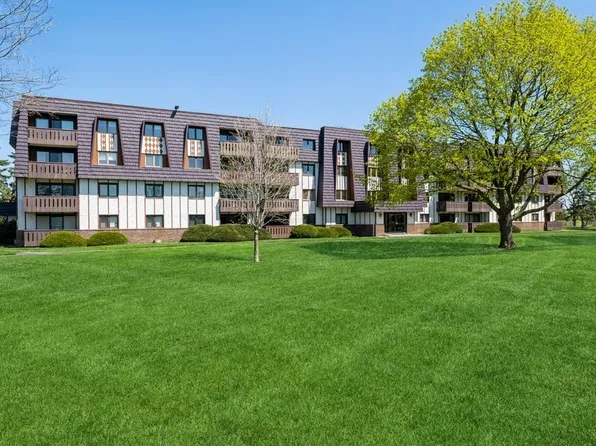 13000 W Heiden Cir Unit 3404, Lake Bluff, IL 60044