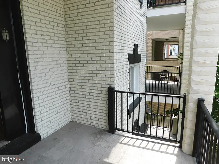 2427 Lakeview Ave #2D — Photo 11