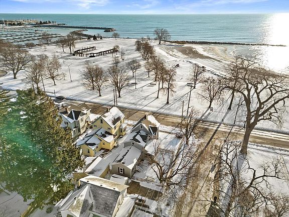 2nd image of 6036 3rd AVENUE