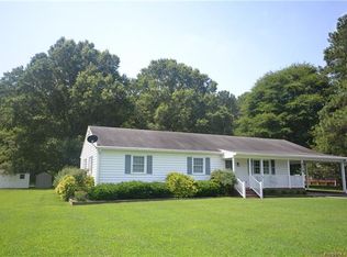 153 Crowder Ln, Reedville, VA 22539