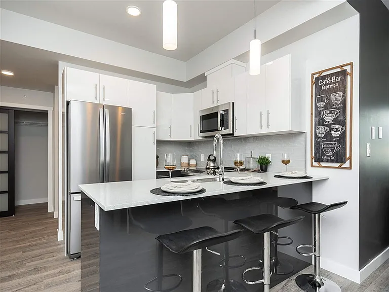15 Berwick Ct — Photo 6