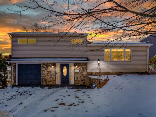 1107 Meadow Lark Dr, Halethorpe, MD 21227