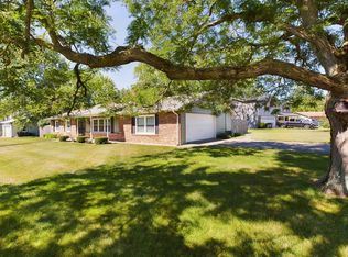 1806 Buckskin Dr, Fort Wayne, IN 46804