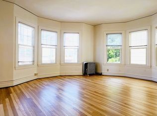 1401 10th Ave #102, San Francisco, CA 94122
