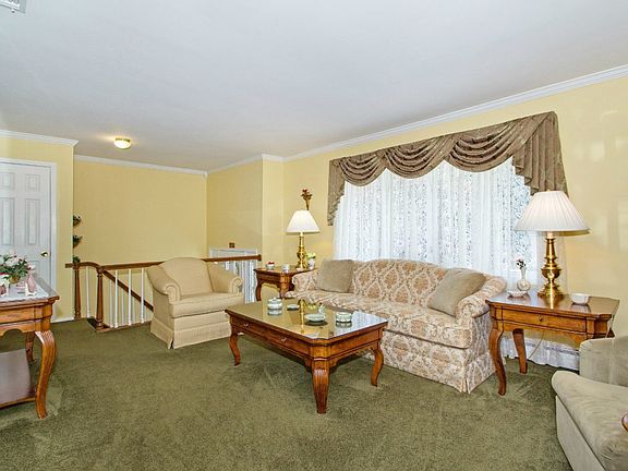 4th image of 33 Orchard St