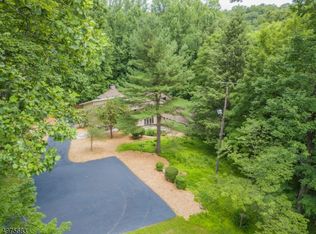 91 Ironia Rd, Mendham, NJ 07945