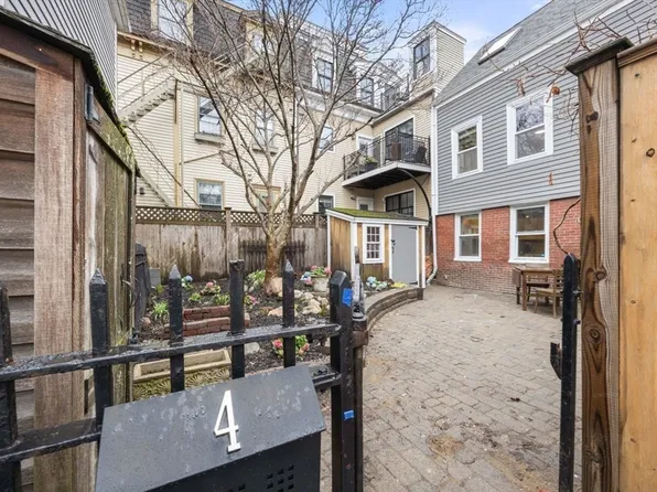 4 Mead Street Ct, Charlestown, MA 02129