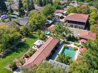 2228 Walnut Ave, Carmichael, CA 95608