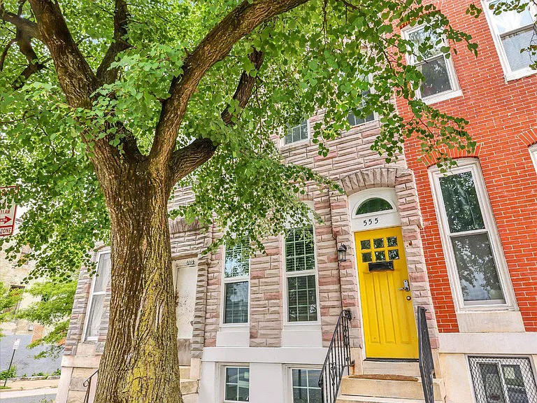 555 Presstman St — Photo 4