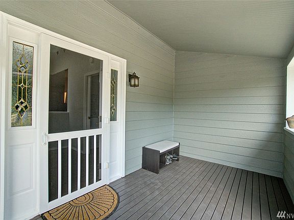 2nd image of 920 76th Avenue Ct E