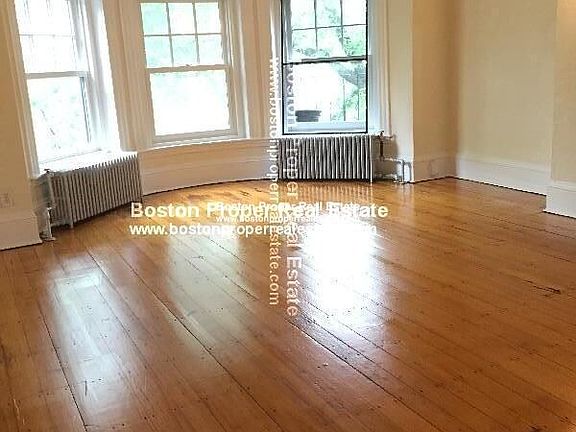 381 Commonwealth #6 Boston - Back Bay Unit Photo 1