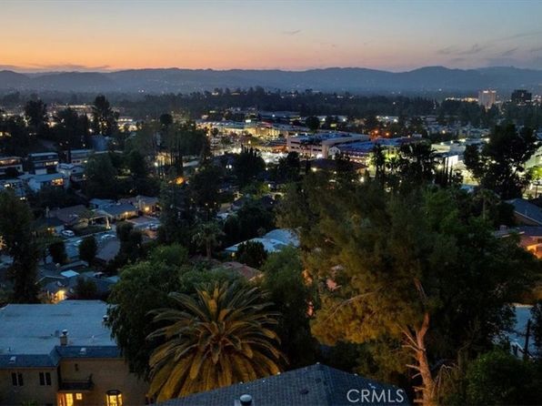 5291 Darro Rd, Woodland Hills, CA 91364
