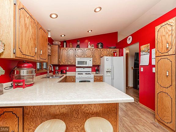 4th image of 12022 Woodbine St NW
