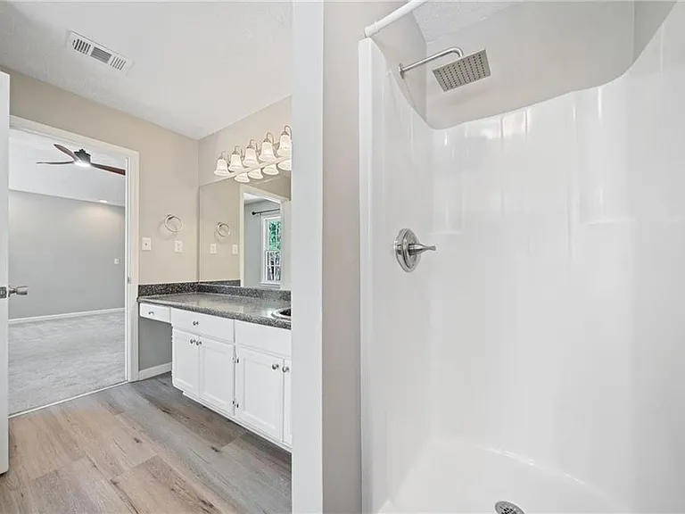 5590 Princeton Oaks Dr — Photo 42