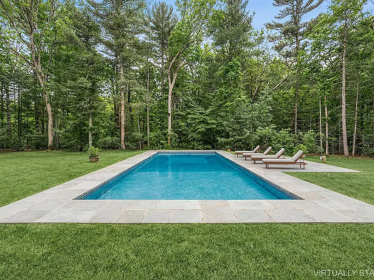 211 Swamp Rd — Photo 3
