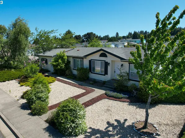 901 Fulton Ave, Coos Bay, OR 97420