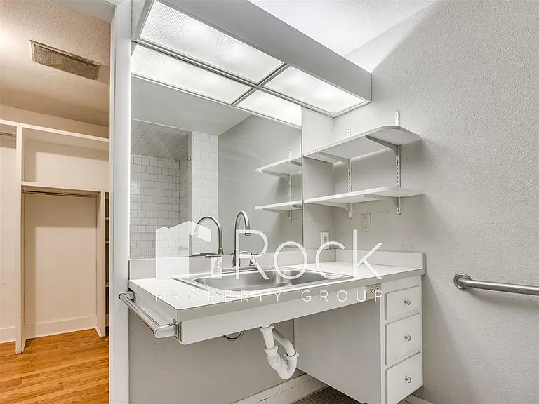 3125 NW 25th St — Photo 24