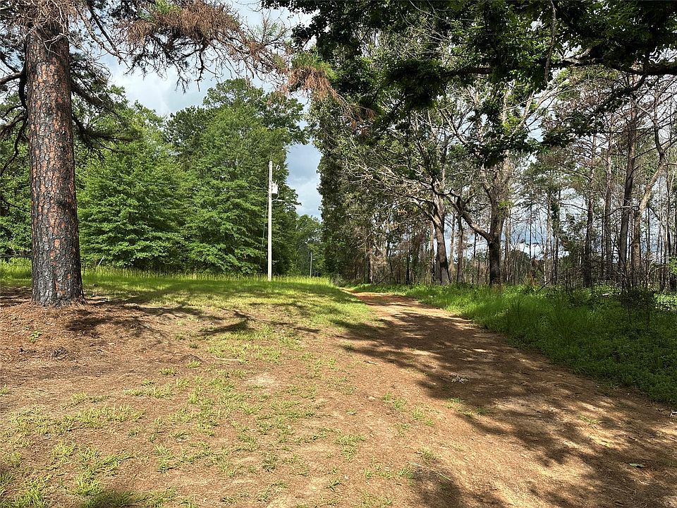 1st image of 3932 Fern Lake Cutoff