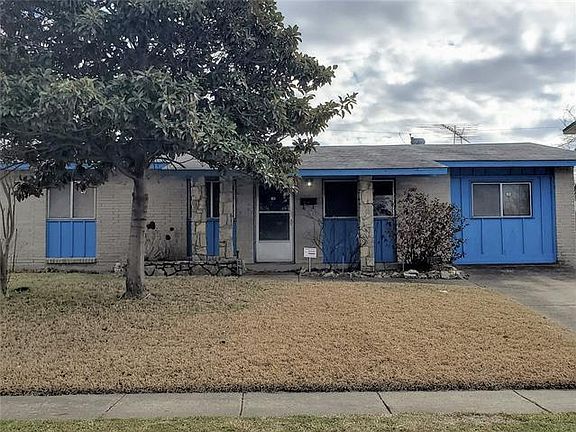 2nd image of 3614 Edgewood Dr